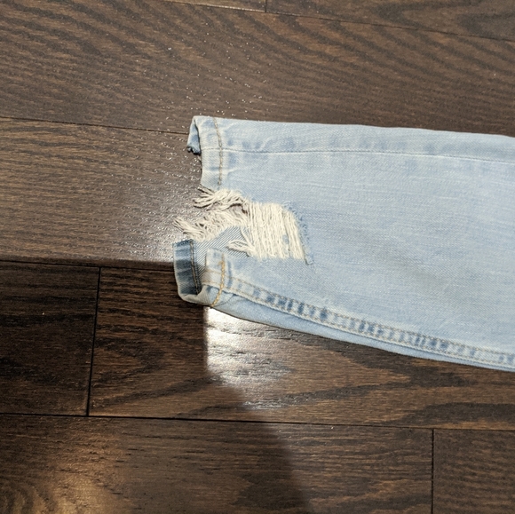 BNWT Distressed Zara Jeans - Picture 4 of 11